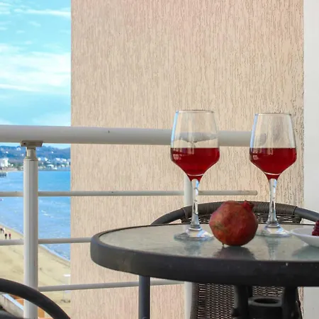 Azure Coast Appartamento Durrës